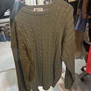 Vintage Olive Green Cable Knit Men's Sweater